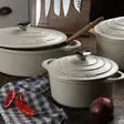 valurautapata yrityslahjaksi - Kitchen and table setting - 410763 - 1