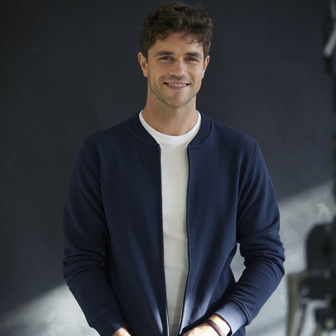 Laadukas collegetakki omalla logolla luomupuuvillaa ja polyesteri=C3=A4=
 - Hupparit, collegepaidat ja collegehousut - 021006 - 1