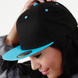 Suoralippa snap back omalla logolla brendia.fi - Caps - B610C - 2
