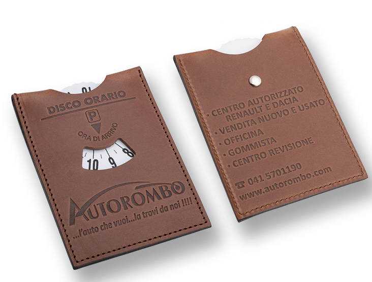 nahkainen parkkikiekko logolla brendia.fi - Giveaways - WDC - 1