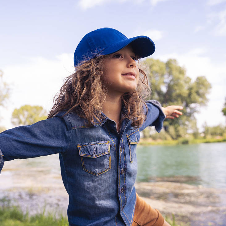 Lasten luomupuuvillalippis omalla painatuksella brendia.fi - Caps - KIFR - 1